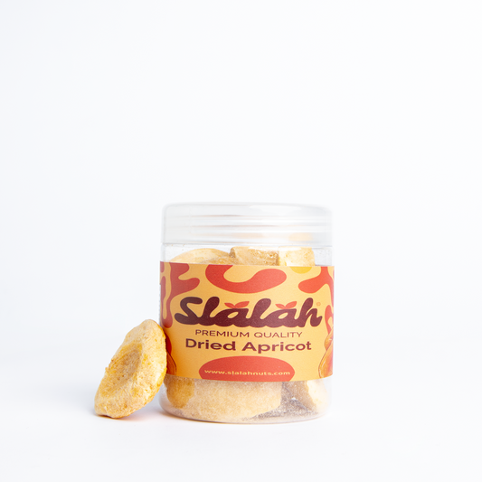 Freeze-dried apricots