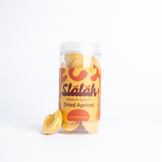 Freeze-dried apricots