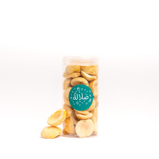 Freeze-dried apricots